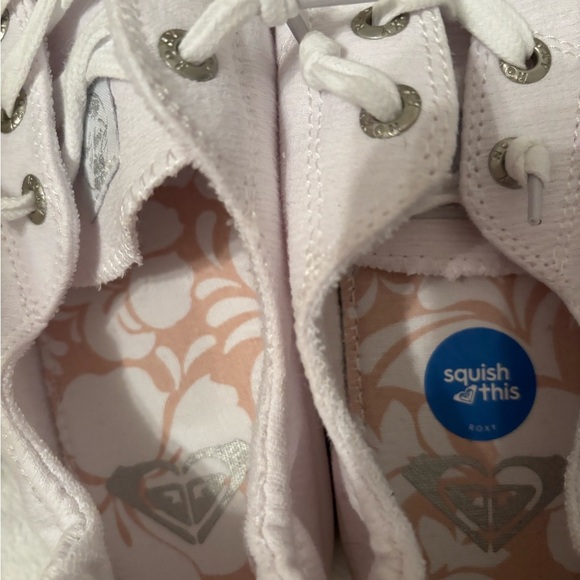 Roxy bayshore sneakers New 7.5 - Picture 5 of 7